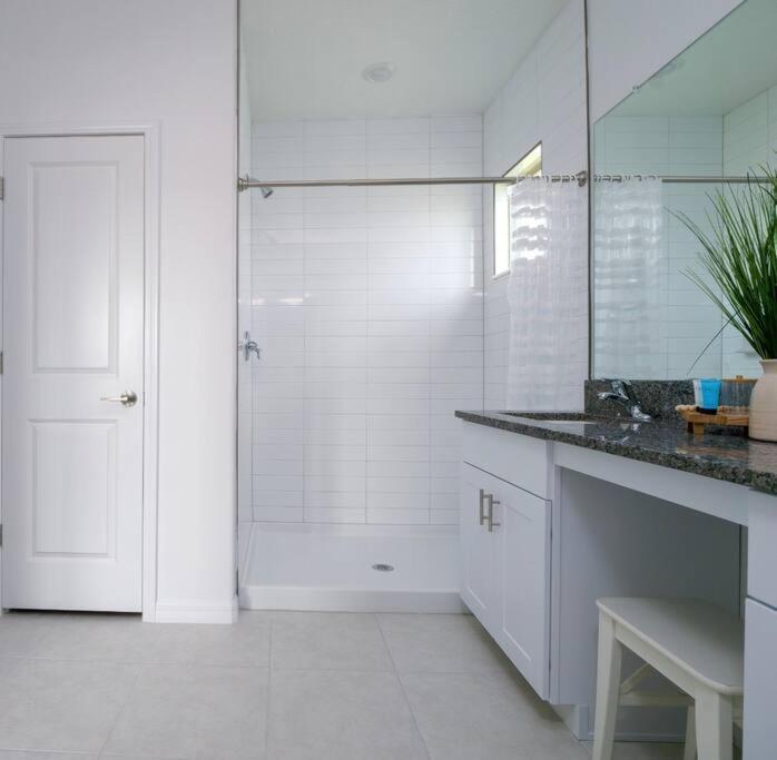 Modern Oasis! 3Br Townhouse In A Lagoon Community Wesley Chapel Exterior foto
