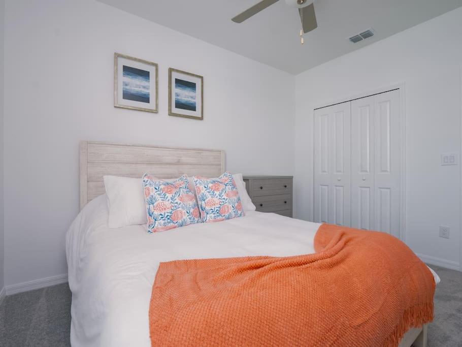 Modern Oasis! 3Br Townhouse In A Lagoon Community Wesley Chapel Exterior foto